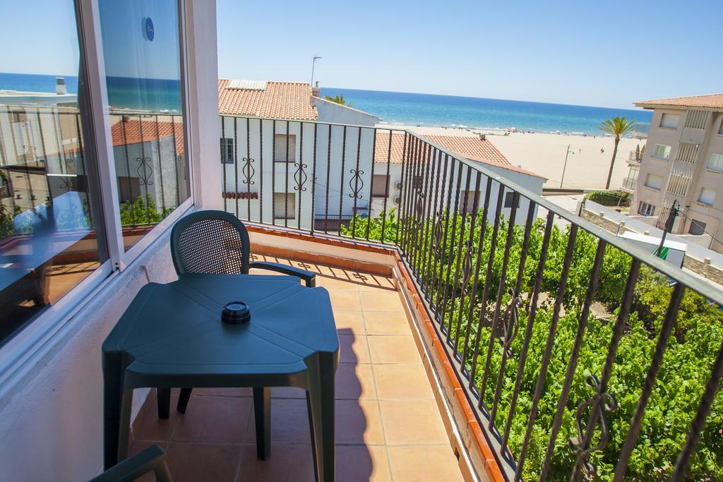 Hotel Comarruga Platja Εξωτερικό φωτογραφία